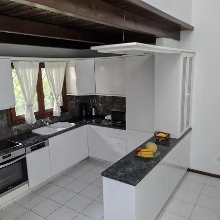 וילה Sani Maria סאני ביץ'