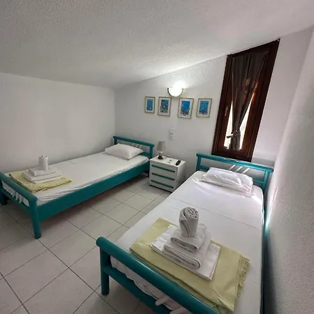 Sani Maria סאני ביץ'