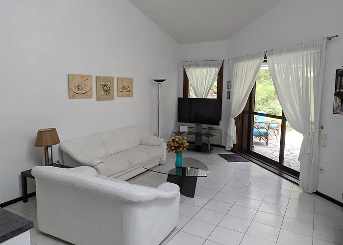 Sani Maria Вилла Сани-Бич